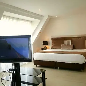 4* Hotel 109 Gh Usaquen